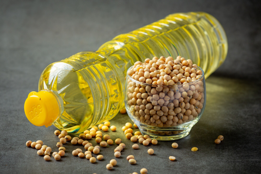 Cold-Pressed Groundnut Oil Manufacturer in Maharashtra, India
